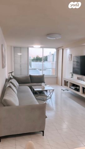 דירה, סנפיר 11, נווה חן, תל אביב יפו