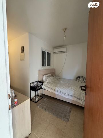 יחידת דיור, ברל כצנלסון 21, רמת ורבר, פתח תקווה