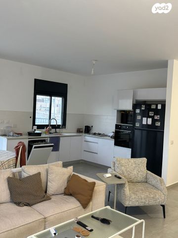 דירה, בזלת 8, שאר העיר, אריאל