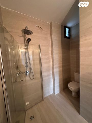 דירה, הגנים 5, מרכז העיר, סביניה, הוותיקה, קרית ביאליק