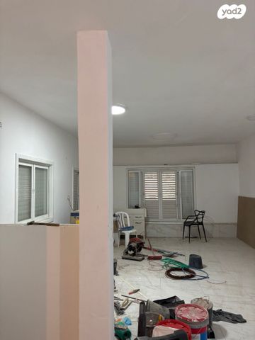 בית פרטי/ קוטג', גאולים 4, רסקו א', חולון