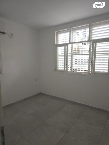 דירה, ליסין 11, נאות רחל, חולון