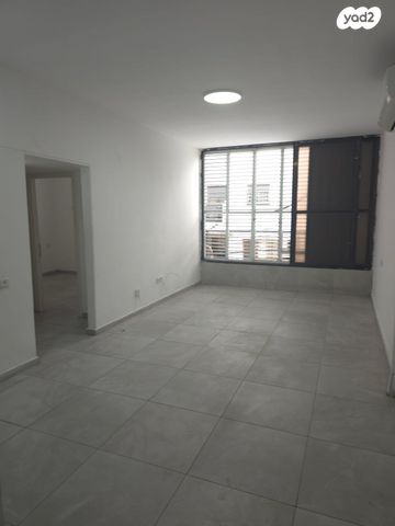 דירה, ליסין 11, נאות רחל, חולון