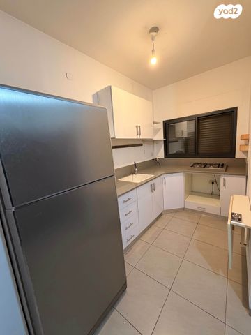 דירה, יחדיו 1, שמרת, שמרת