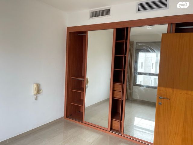 דירה, משה קול 1, המשתלה, תל אביב יפו