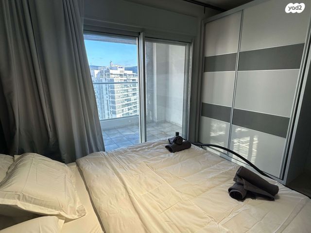 דירה, דולפין 1, גלי כרמל, טירת כרמל