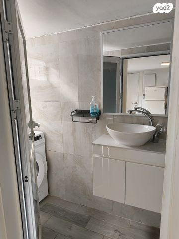 יחידת דיור, ורבורג 8, קרית היובל, ירושלים