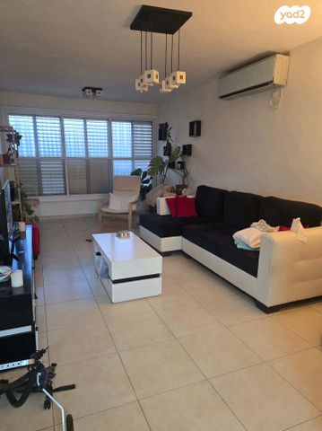 דירה, יוסף אהרונוביץ' 17, תקומה / קרית חזני, פתח תקווה