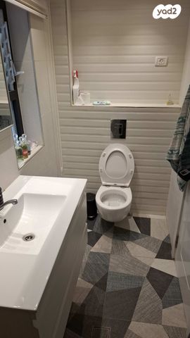 דירה, נהר פרת 9, מחנה יהודה - לב העיר, ירושלים