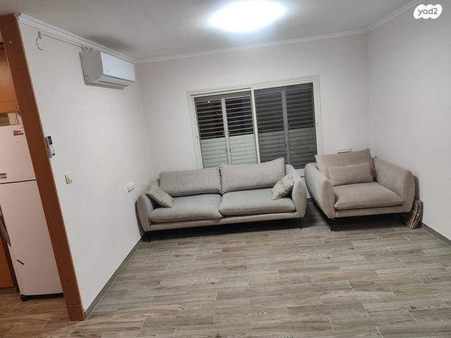 דירת גן, האצ"ל 18, שיכון ד', קרית שמונה