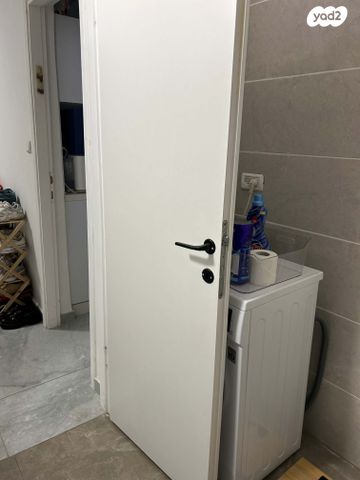 דירה, יעקב רז 19, ארמון הנציב, תלפיות מזרח, ירושלים