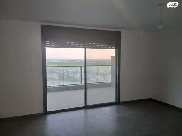 דירה, יוסף אבו 1, נתיבות מערב, נתיבות