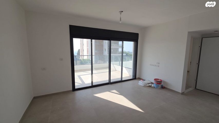 דירה, צפרירים 4, מרכז הכרמל, חיפה