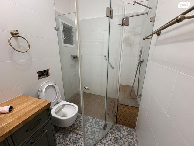 דירה, רוגוזין 70, רובע ד', אשדוד