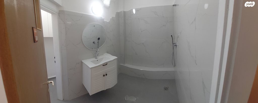 דירה, השיטה 10, צמח השדה, מעלה אדומים