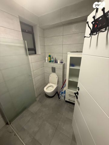 יחידת דיור, נחמיה 11, בית ונוף, כפר סבא