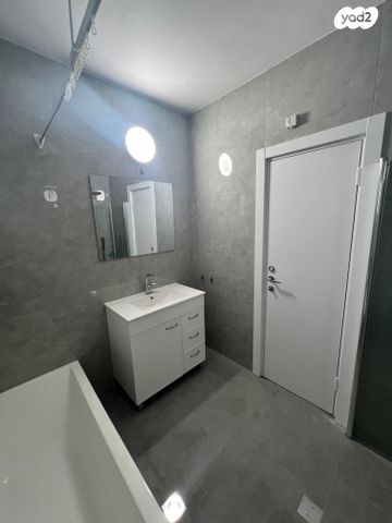 דירה, כינרת 35, רובע י"א, אשדוד