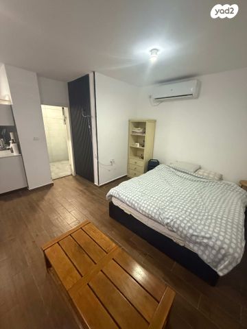 יחידת דיור, נחמיה 11, בית ונוף, כפר סבא