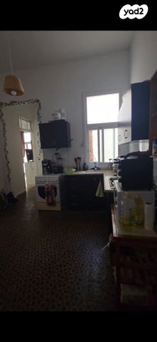 דירה, י.ל. פרץ 29, הדר מרכז, חיפה