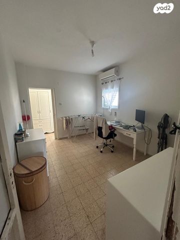 דירה, הרצל 19, הגבול רוטשילד, בת ים