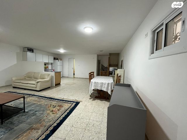 דירת גן, הבריגדה היהודית 30, גלי הים, נתניה