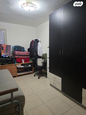 יוסף אהרונוביץ' 17