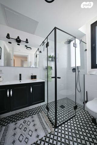 דירה, הרב הרצוג 17, לב העיר, בת ים