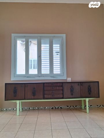 דירה, עמק הזיתים 9, הרצליה, חיפה