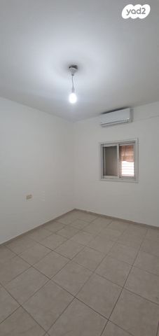 דירה, בוטקובסקי 30, פאר, חדרה