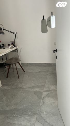 דירה, יעקב רז 19, ארמון הנציב, תלפיות מזרח, ירושלים