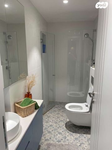 דירה, כרמיה 18, עמק רפאים, המושבה הגרמנית, ירושלים