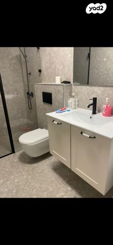 מרתף/ פרטר, גלוסקא זכריה 2, מקוב, רחובות