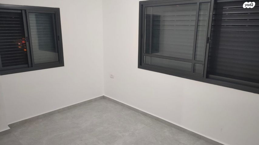 יחידת דיור, הרב שלום שבזי 98, שבזי, ראש העין