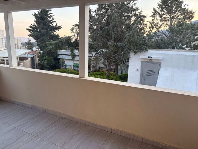 דירת גן, האצ"ל 20, שיכון ד', קרית שמונה