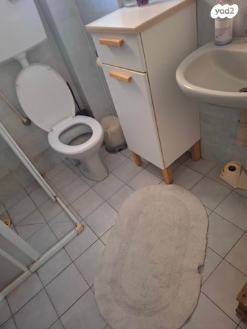 דירה, המורד 6, בורוכוב, גבעתיים