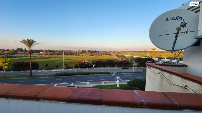 דופלקס, הצבעוני 49, נאות אשכול, יבנה