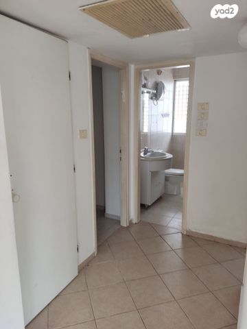 דירה, בורוכוב 35, בורוכוב, גבעתיים