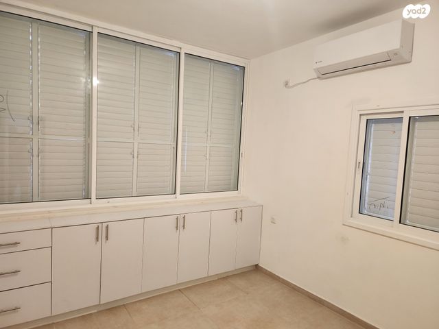 דירה, שדרות ירושלים 73, עליות, רמת גן