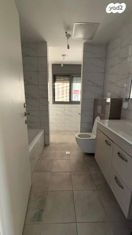 דירה, אמנון 1, אזור תעשיה נהריה, נהריה