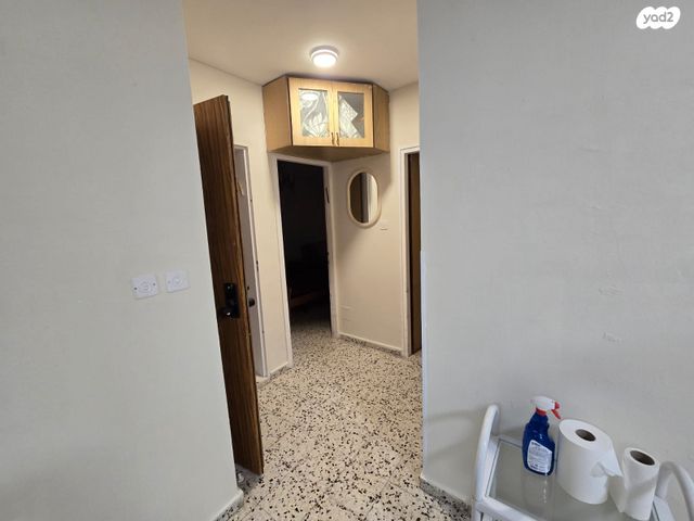 דירה, ההגנה 28, יצחק רבין, מעלות תרשיחא