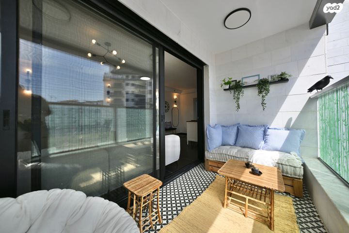 דירה, הרב הרצוג 17, לב העיר, בת ים