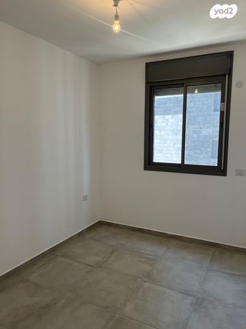 דירה, הבה"דים 12, נרקיסים, ראשון לציון