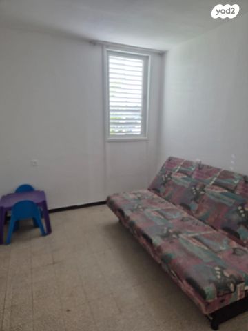 דירה, הרב קוק 17, רובע ב', אשדוד