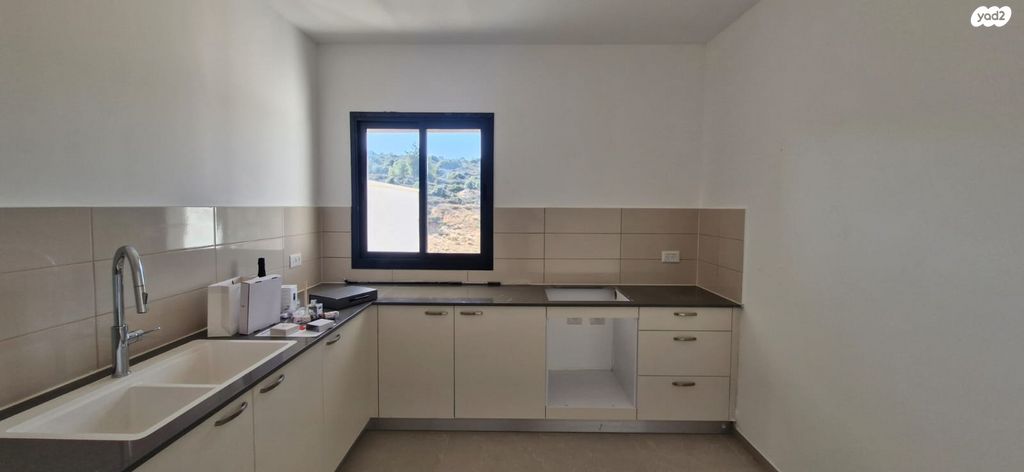 דירה, לשם 43, שאר העיר, אריאל