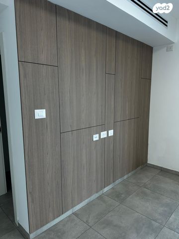 דירה, לאה גולדברג 1, תלמי מנשה, באר יעקב