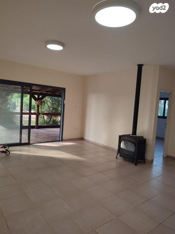 בית פרטי/ קוטג', דרך שדמה 1, גיאה, גיאה