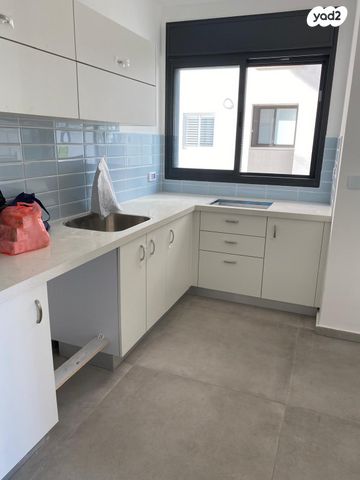 דירה, תרע"ד 6, שכונת הראשונים, רמת גן