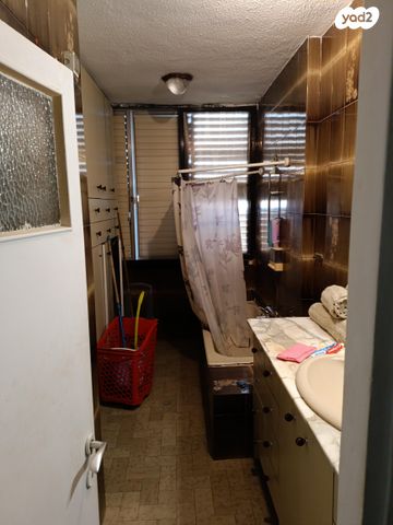 דירה, עוזיאל 101, נגבה, רמת גן