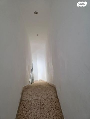 דירה, איתמר בן אב"י 12, רמב"ם, ראשון לציון