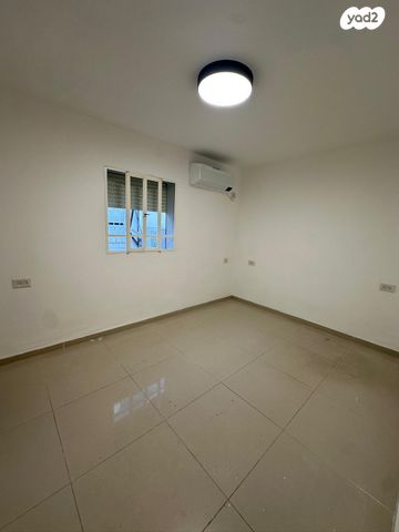 דו משפחתי, הנדיב 109, וורבורג, בנימינה גבעת עדה